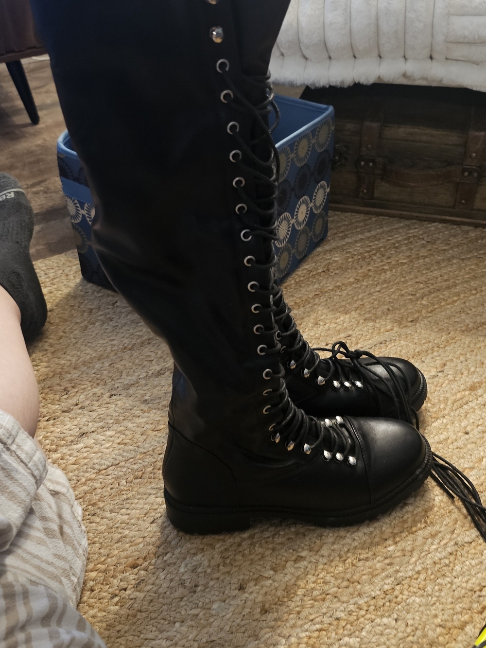 Black Lace-Up Knee-High Combat Boots - Women - Picture 2 of 10